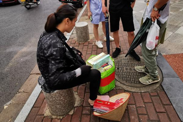 越南红牛烟价格表_越南烟_越南黄鹤楼烟多少钱