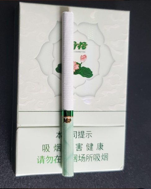 贵州茅台镇荷花酒和荷花烟_茅台集团贵州原浆酒_贵州 茅台迎宾酒 多少钱一瓶