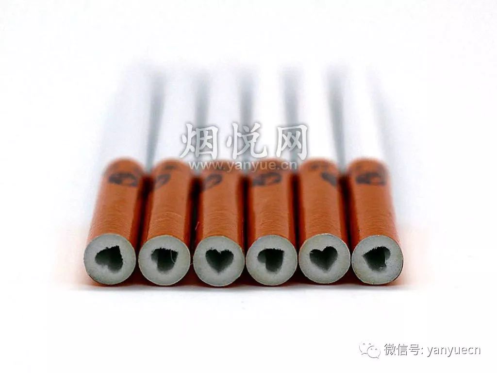 假烟中华怎么分辨_假中华看烟_中华烟假烟怎样辨别