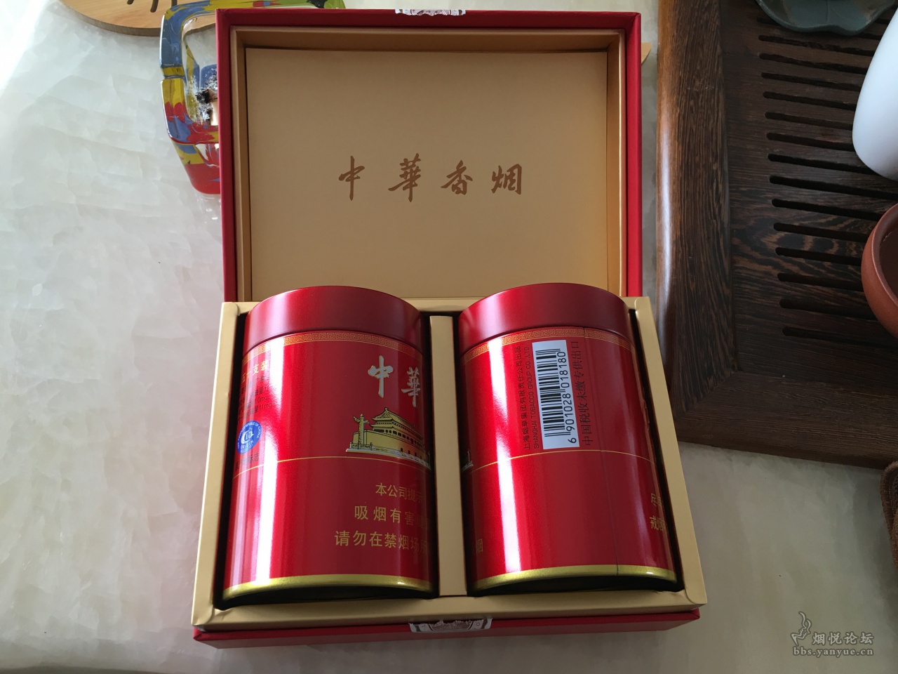 中华怎么看假烟_假中华看烟_假烟中华怎么分辨