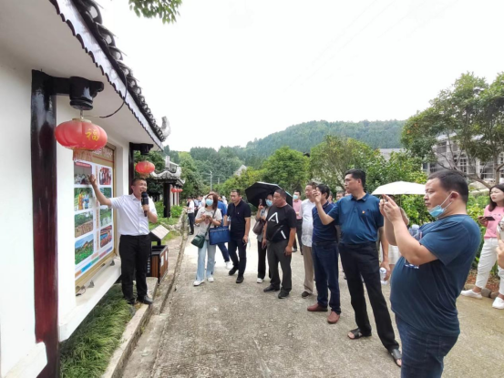 农村让烟的规矩_私自造烟的村子_农村发烟