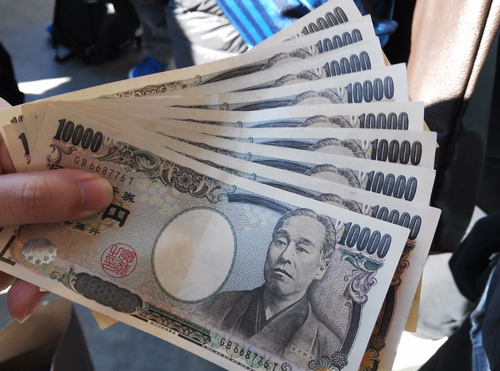 烟中华多少钱一盒_烟中华价格图片及价格_中华烟