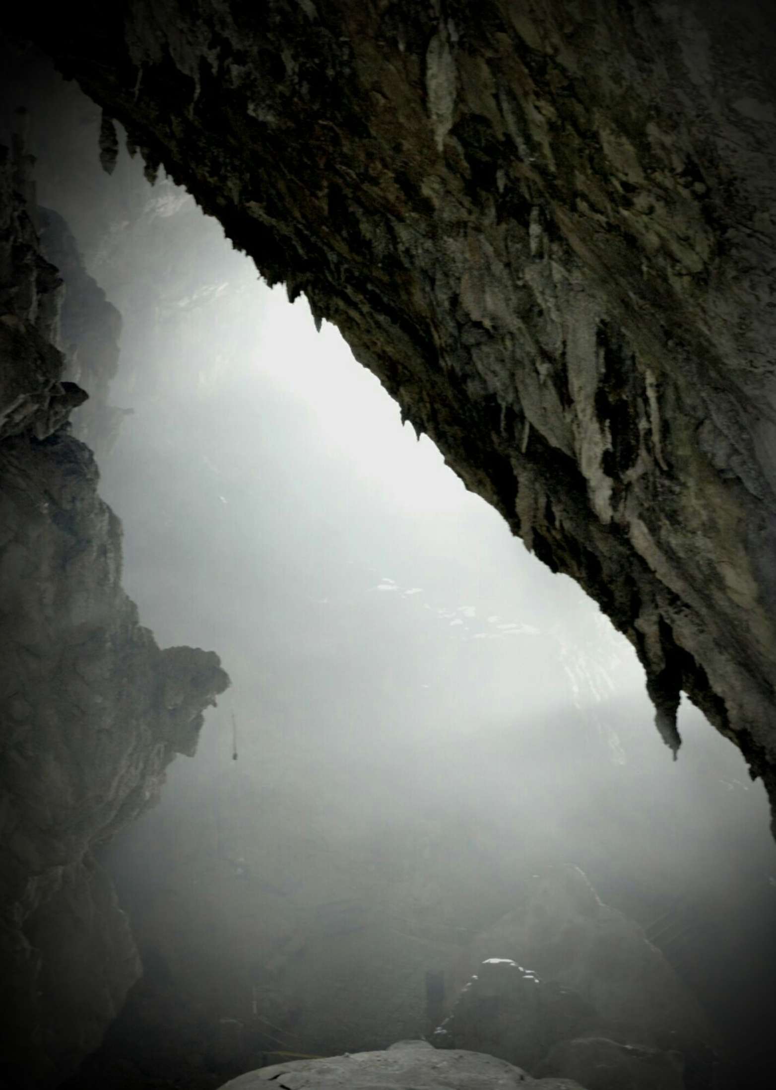 农村让烟的规矩_小村子造20年假烟_私自造烟的村子