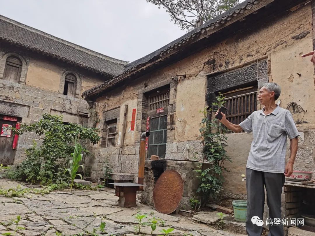 小村子造20年假烟_农村让烟的规矩_私自造烟的村子