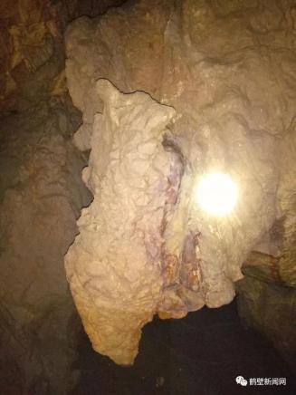 农村让烟的规矩_私自造烟的村子_小村子造20年假烟