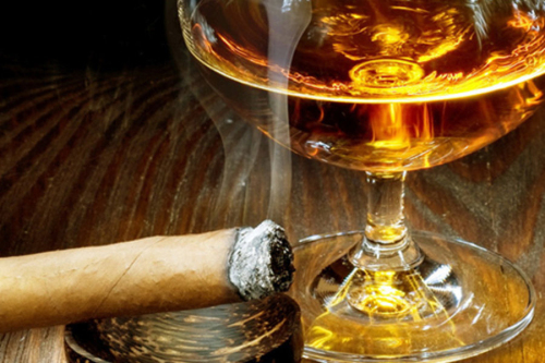 云霄香烟图片与价格_云霄香烟啥意思_云霄香烟和正规烟一样吗