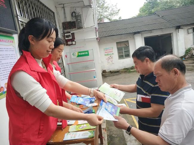 农村发烟_农村让烟的规矩_私自造烟的村子