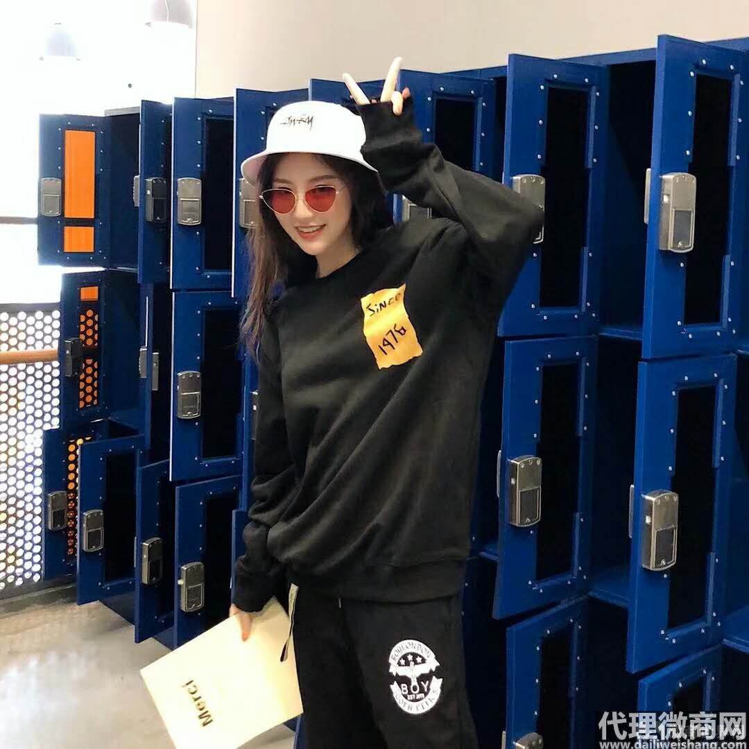 品牌潮服工厂直销,一手货源真标质量