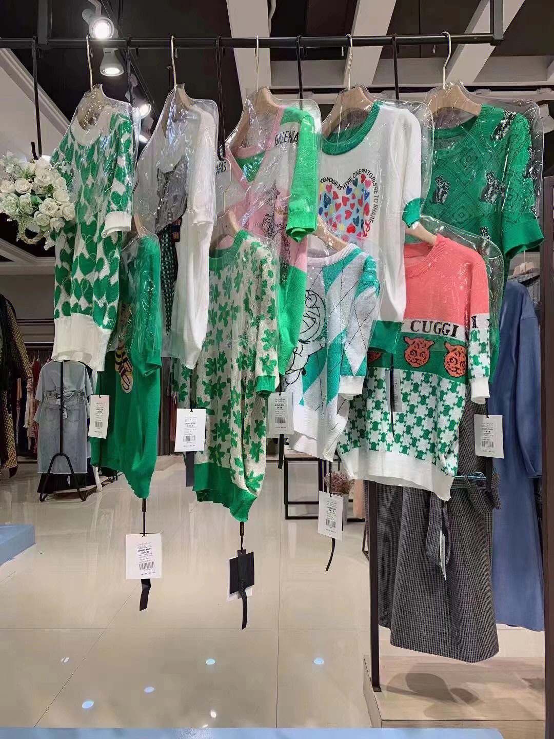 一手货源香烟批发货到付款_厂家一手货源烟_外烟一手货源供应商