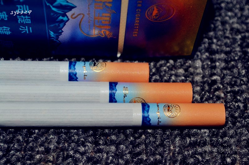 香烟云南流金_香烟云南印象多少钱_云南香烟