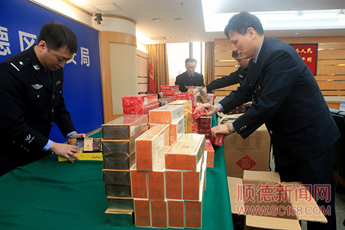 中华专供出口是假烟吗_中华假烟福建_硬中华怎么分辨是假烟