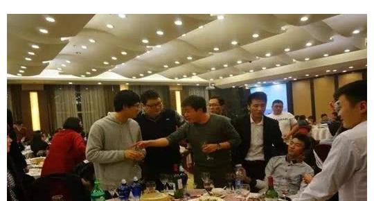 香烟中华神龙多少钱一包_香烟中华神龙价格表_中华香烟