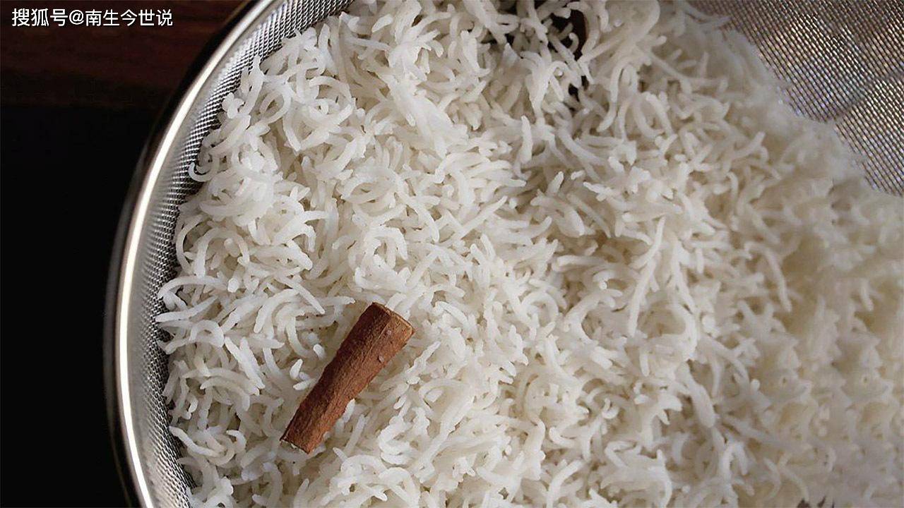 越南代工假烟是假烟吗_越南代工是假烟吗_越南代工假烟是真烟吗