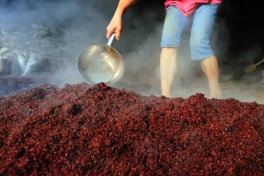 贵州茅台镇荷花酒和荷花烟_购酒网买茅台_茅台神舟酒图片带价钱