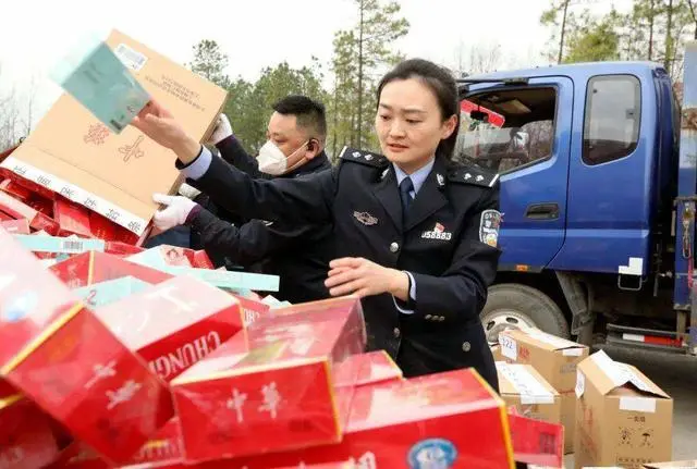 香烟云霄和越南代工哪个好抽_香烟云霄多少一包啊_云霄香烟