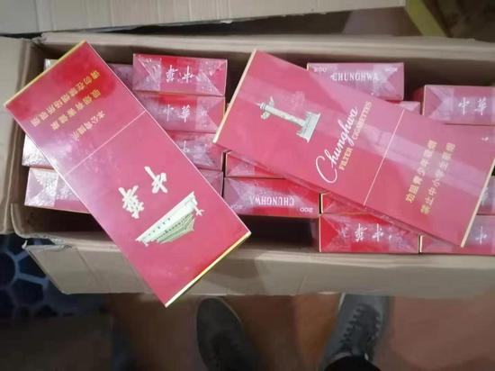 中华香烟假烟是什么样子的_假烟中华怎么分辨_假中华烟