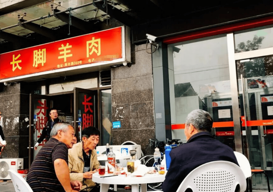 外国人买烟的价格_新手买电子烟买仿真烟行不_彭州市买电子烟可以买