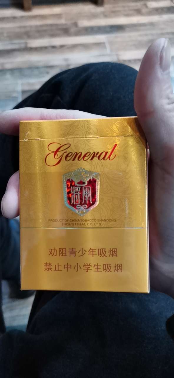 国产带雪茄口味的香烟_国产香烟排名_国产不带过滤嘴的香烟