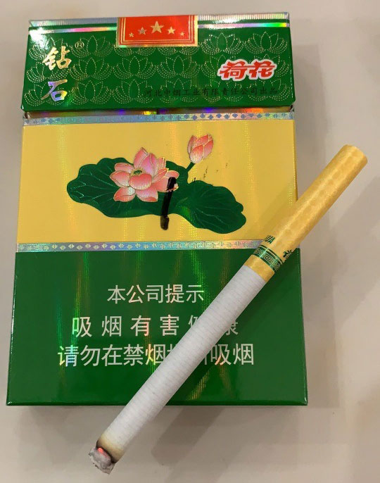 近几年出现了(荷花烟和酒的品牌有什么说法吗?)_为什么电视酒有广告而烟没有_品牌电子烟有危害吗