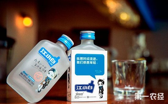 近几年出现了(荷花烟和酒的品牌有什么说法吗?)_日本电子烟有那个品牌_抽荷花烟是什么档次的烟