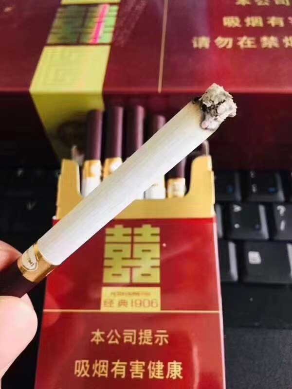 推荐一个卖超a鞋的微信_推荐几个卖烟的微信_微信卖烟的是真的假的