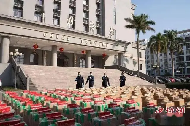 中华香烟假烟购买_中华假香烟_中华假烟村