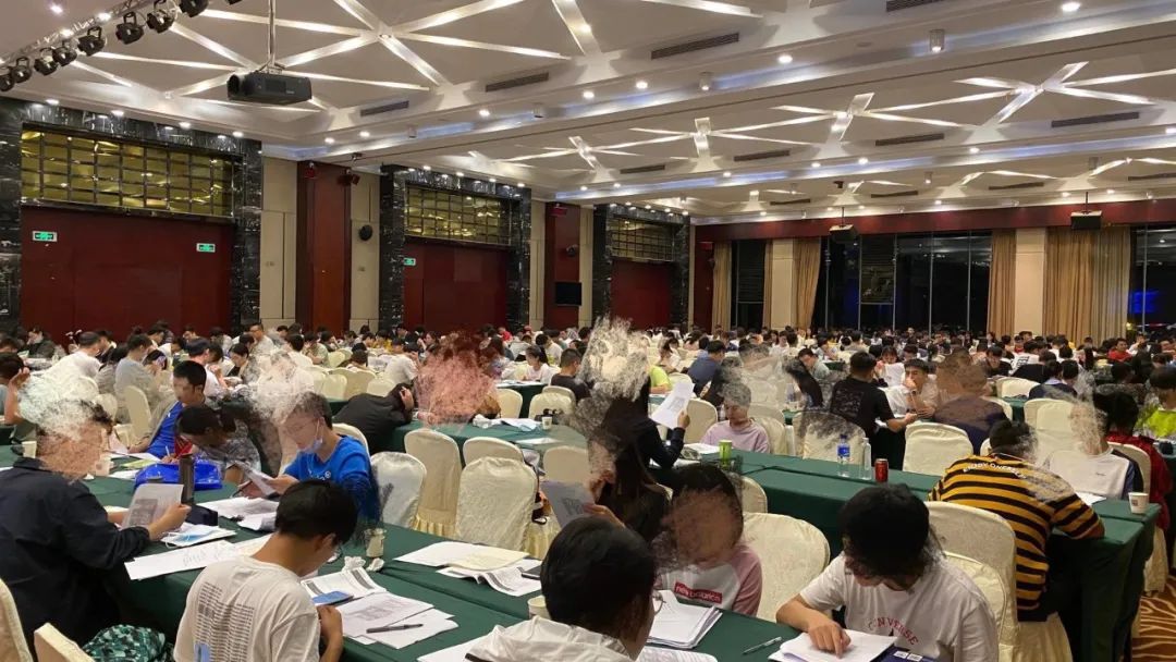 香烟云南流金_云南香烟_香烟云南印象多少钱