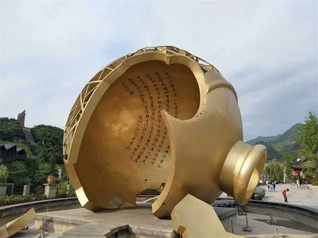 贵州茅台镇荷花酒53度价格_贵州茅台镇荷花酒和荷花烟_贵洲茅台镇荷花酒价格