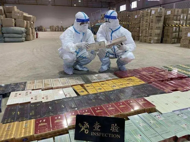 中华香烟_香烟中华多少钱一包_香烟中华价格表和图片