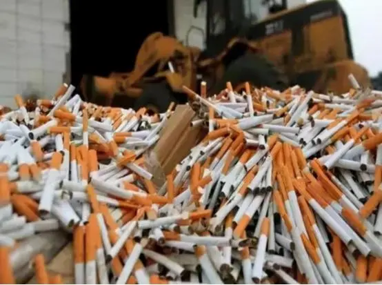 假烟中华怎么分辨_假中华看烟_真假烟中华