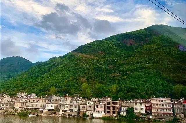 福建云霄县属于哪个市_福建云霄假香烟到底能不能抽_福建云霄