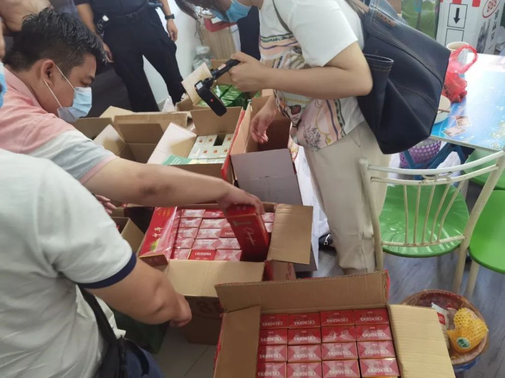 假中华烟_中华假香烟_假烟中华怎么分辨