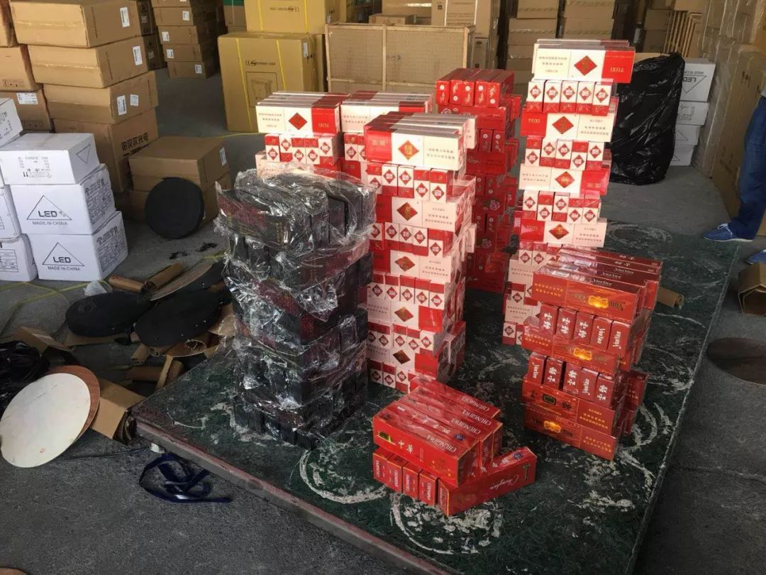 中华烟细支假烟_假中华细烟_中华细枝假烟