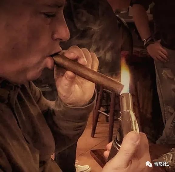 云霄系列香烟哪款好抽_云霄香烟口感怎么样_云霄香烟细支