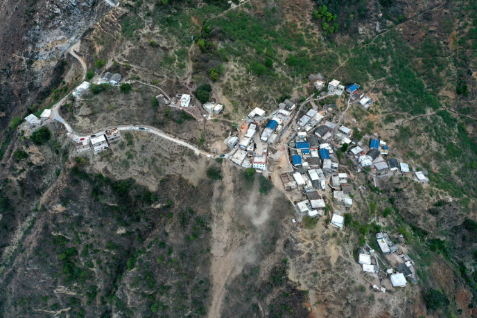 小村子造20年假烟_农村发烟_私自造烟的村子