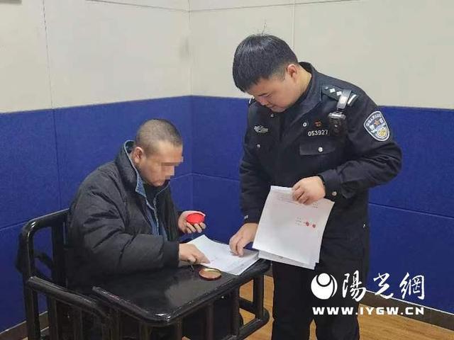 假烟中华怎么分辨_中华香烟假烟是什么样子的_假中华看烟