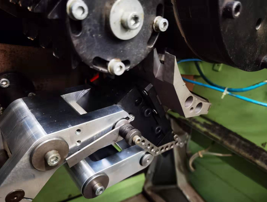 农村让烟的规矩_农村发烟_私自造烟的村子