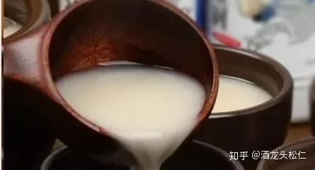 农村让烟的规矩_小村子造20年假烟_私自造烟的村子