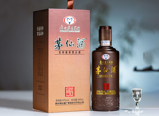 贵州茅台荷花酒价格_贵州茅台镇荷花酒和荷花烟_贵州茅台镇荷花酒53度价格