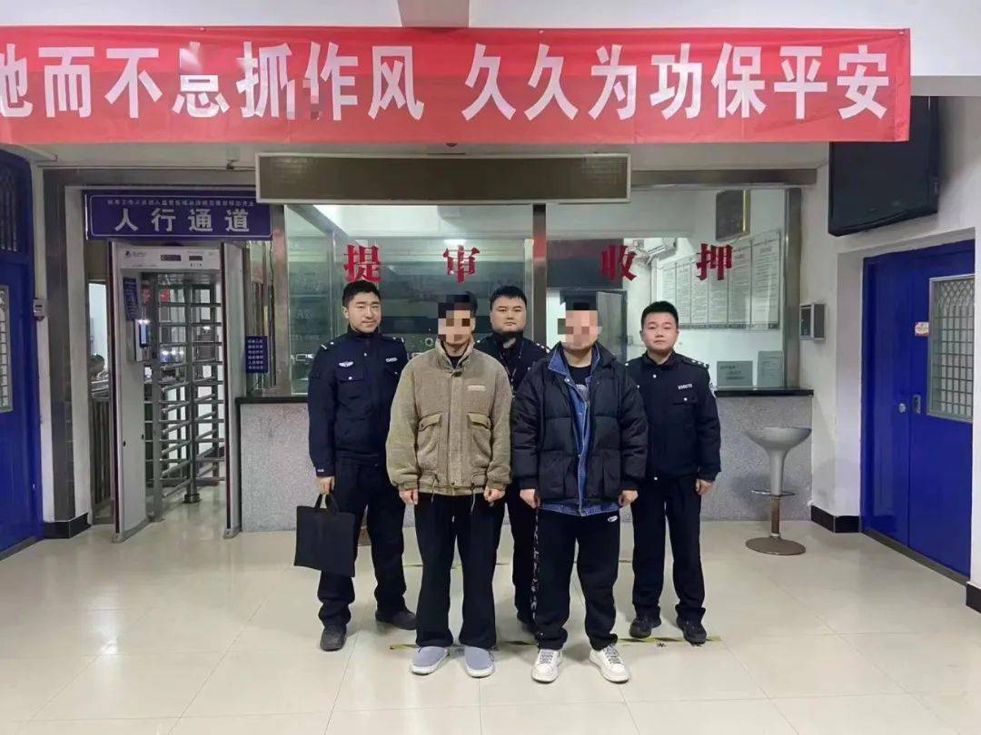 中华假香烟_假中华烟_中华香烟假烟是什么样子的