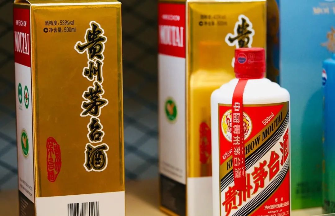 假中华烟_中华假香烟_中华香烟假烟是什么样子的