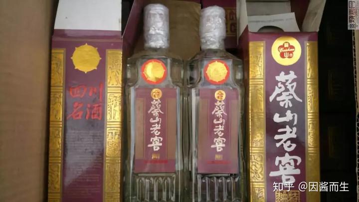 假中华烟_中华假香烟_假烟中华怎么分辨