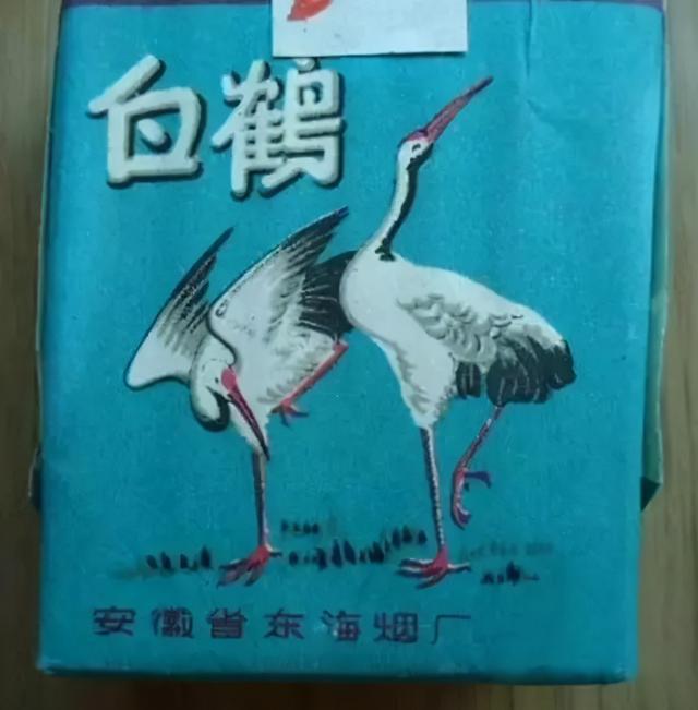 香烟一手货源批发市场_免税香烟批发一手货源_一手免税香烟厂家直销
