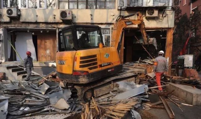 私自造烟的村子_农村让烟的规矩_农村发烟