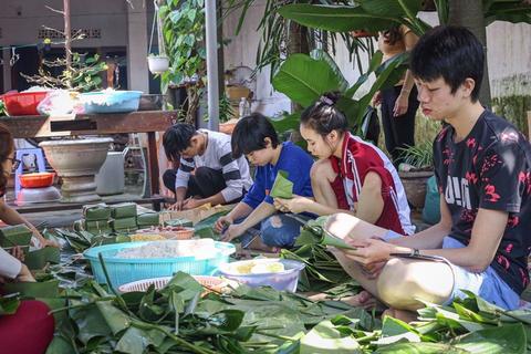 越南代工厂中华香烟,越南代工厂的细支中华。-第2张图片-香烟批发平台