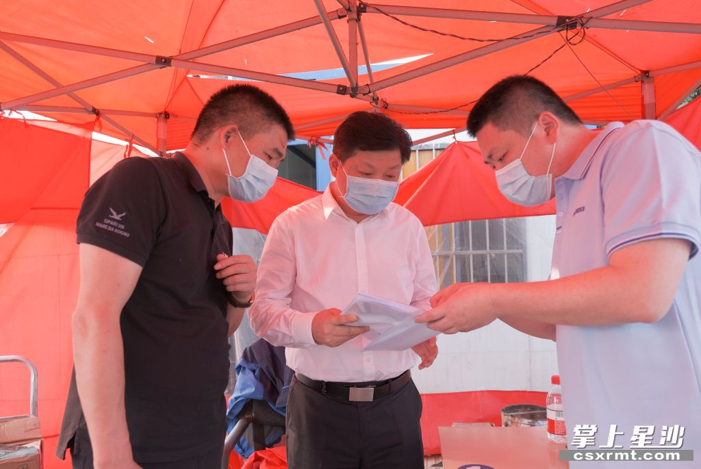 中华香烟假烟购买_中华假烟村_中华假香烟