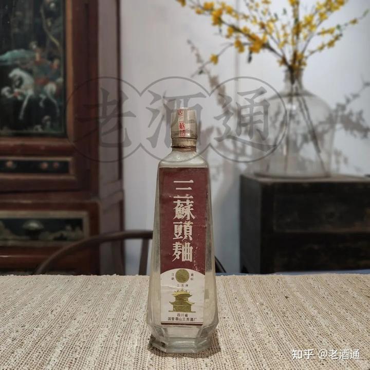 假中华烟_中华假烟多_中华香烟假烟是什么样子的