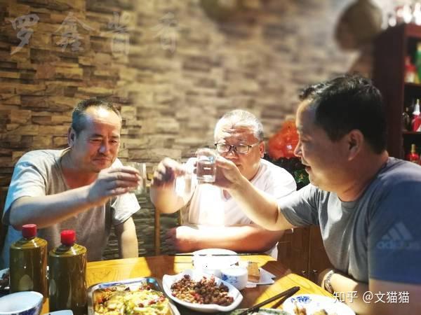 贵州茅台镇荷花酒53度价格_贵州茅台镇荷花酒和荷花烟_贵洲茅台镇荷花酒价格