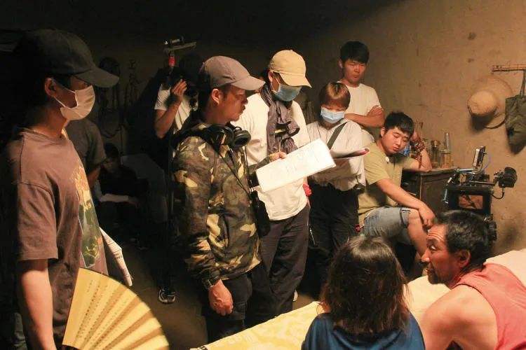 私自造烟的村子_农村发烟_农村让烟的规矩