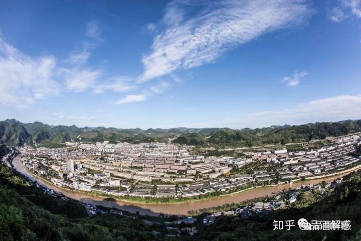 贵州茅台镇荷花酒和荷花烟_贵州茅台镇荷花酒53度价格_贵洲茅台镇荷花酒价格